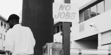 Κρίση ανεργίας των νέων – Τι κάνουμε λάθος όταν μιλάμε μόνο για τους πτυχιούχους