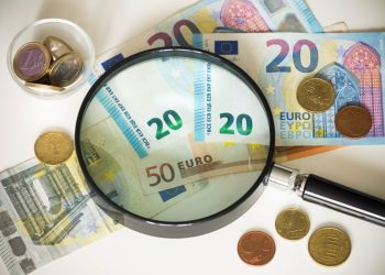 Δημοσκόπηση: «Καθόλου δεν μας ωφελούν τα νέα μέτρα Μητσοτάκη» λέει το 53%