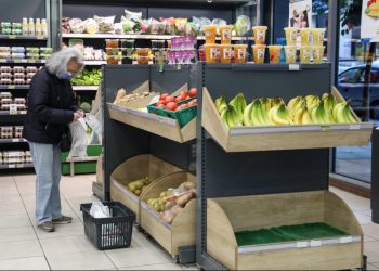 Έρχεται νομοθετική ρύθμιση για τιμές «από το χωράφι στο ράφι» – Πώς αντέδρασε η αγορά