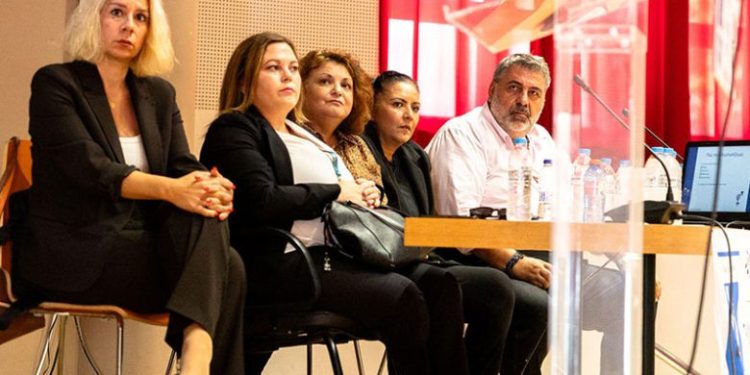 Εκδήλωση ενημέρωσης και ευαισθητοποίησης για την έμφυλη βία από τον Δήμο Πειραιά