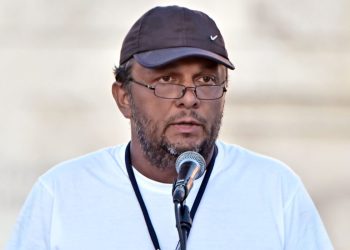 Πάνος Ρούτσι: Η κυβέρνηση αυτή «λειτουργεί με εκφοβισμό, έχω κάνει καταγγελία στην Αστυνομία»