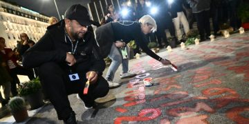 Ξανά στο Σύνταγμα ο Πάνος Ρούτσι – «Εκεί που γράφτηκε το όνομα του παιδιού μου»