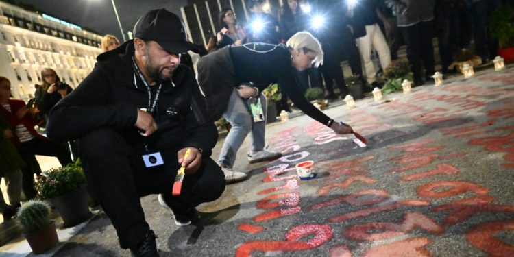 Ξανά στο Σύνταγμα ο Πάνος Ρούτσι – «Εκεί που γράφτηκε το όνομα του παιδιού μου»