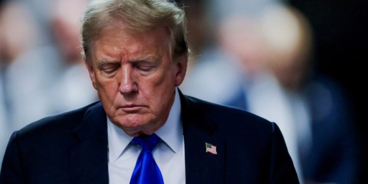 Η ΕΕ βάζει «στοπ» στα σχέδια του Τραμπ για κατακερματισμό των περιβαλλοντικών επιχειρηματικών κανόνων