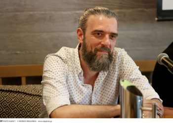 Σωτήρης Τσαφούλιας για Τέμπη: «Στερούμε από τους γονείς να κάνουν ότι θέλουν με τις σορούς των παιδιών τους»