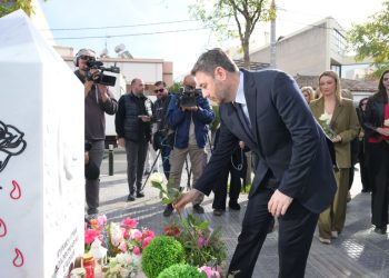 Ανδρουλάκης: «Έχουμε να κάνουμε πολλά για να αντιμετωπίσουμε τη βία κατά των γυναικών»