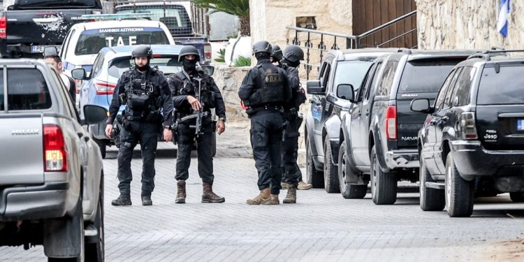 Βορίζια: Συνεχίζονται οι έρευνες για το μακελειό – Κλειστά στόματα από τους συλληφθέντες