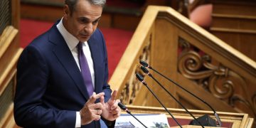 Η επίκαιρη στον Μητσοτάκη για την ακρίβεια και ο καφές για τη σύσφιξη των σχέσεων στο εσωτερικό της ΝΔ