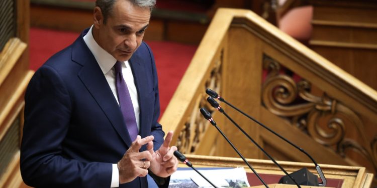 Η επίκαιρη στον Μητσοτάκη για την ακρίβεια και ο καφές για τη σύσφιξη των σχέσεων στο εσωτερικό της ΝΔ