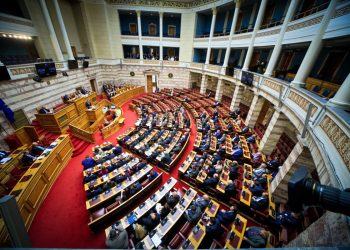 Εβδομάδα φραπέ και χασάπη στην εξεταστική της Βουλής για τον ΟΠΕΚΕΠΕ- Πότε παίρνουν σειρά οι πολιτικοί