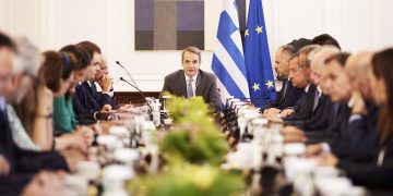 Μια κυβέρνηση που διαιρεί τη χώρα και δεν την αφήνει να πάει μπροστά