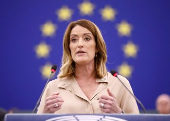 Στην Αθήνα η Μέτσολα – Θα συναντηθεί με τον Μητσοτάκη