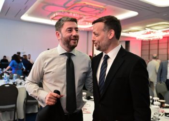 Το παρασκήνιο με το βίντεο του Ανδρουλάκη και το πολιτικό «φλερτ» του Δούκα με την Αριστερά