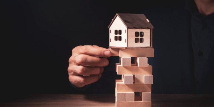 Οι millennials «κλειδωμένοι» εκτός πρώτης κατοικίας – «Απλά δεν είναι εφικτό»