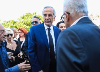 Ο Σαμαράς επιταχυντής εξελίξεων – Τα τρία γαλάζια στρατόπεδα