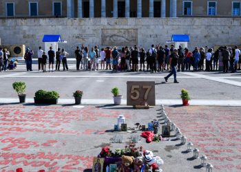 Τέμπη: Τι ζητούν οι συγγενείς για τον Καραμανλή