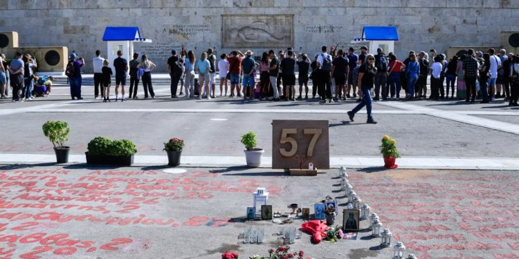 Τέμπη: Τι ζητούν οι συγγενείς για τον Καραμανλή