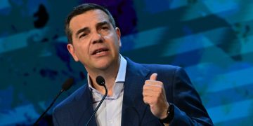 Τσίπρας για «Ιθάκη»: Ώρα να ακουστεί η δική μου φωνή, να ειπωθεί η αλήθεια όπως τη βίωσα