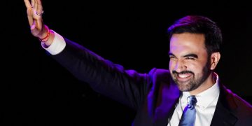 Μαμντάνι: «Τραμπ ξέρω ότι παρακολουθείς… Ανέβασε την ένταση» – Η νικητήρια ομιλία και ο εκνευρισμός του προέδρου