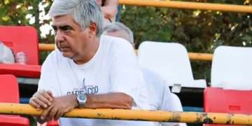 *Αίσθηση προκάλεσε το δημοσίευμα της στήλης την περασμένη εβδομάδα για τα δήθεν(;) χρέη των Ποδοσφαιρικών Ενώσεων όλης της χώρας , που ανακάλυψαν  στην Ε.Π.Ο.