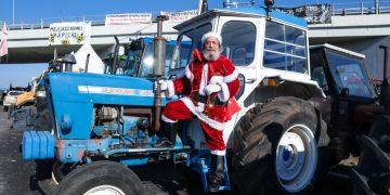 Αγροτικές κινητοποιήσεις: Η «σκόνη» από τα διασπαστικά «μπλόκα του διαλόγου» πεισμώνει τους αγρότες