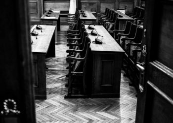 Το φροντιστήριο του «Φραπέ» θα είναι τόσο καλό όσο αυτό για τον «μπροστινό» του Λαβράνου στην υπόθεση των υποκλοπών;