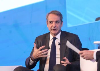 Νέα προσπάθεια διάσπασης των αγροτών από Μητσοτάκη – «Να κάνουμε διάλογο με ανοιχτούς δρόμους»