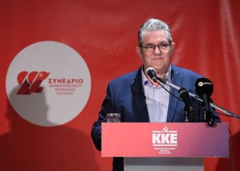 Κουτσούμπας στον Τύρναβο: Είμαστε με τα μπλόκα της αγροτιάς. Είμαστε με όποια μορφή πάλης αποφασίσετε εσείς