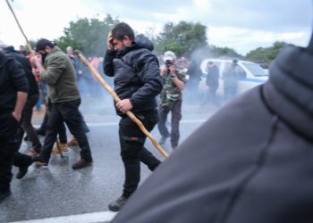 Κυβέρνηση σε πανικό