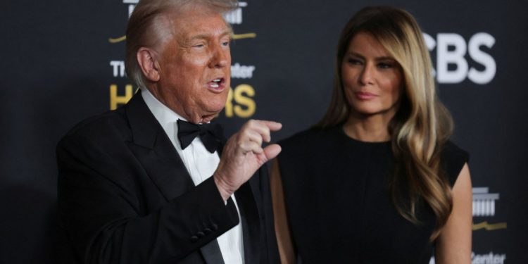 «Ο Ζελένσκι δεν έχει διαβάσει» την ειρηνευτική πρόταση ισχυρίζεται ο Τραμπ [βίντεο]