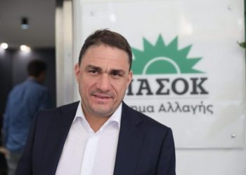 Τσουκαλάς: Είναι κρίσιμο να στηρίξουμε τους αγρότες – Η κυβέρνηση μεθόδευσε την ταλαιπωρία των εκδρομέων