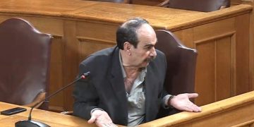 Η Εξεταστική για τον ΟΠΕΚΕΠΕ ξεμπροστιάζει την κυβέρνηση παύει να προβάλλεται, αγρότες που δεν υποκύπτουν διαβάλλονται, το Μαξίμου άρχισε να πανικοβάλλεται