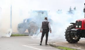 Θεσσαλονίκη: Χημικά και πάλι κατά των αγροτών από την αστυνομία