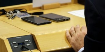 Υποκλοπές: Πως ο πρώην υπάλληλος της Intellexa προκάλεσε το θυμό του δικαστηρίου – Όλη η κατάθεση