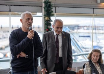 Ο Δήμαρχος Πειραιά Γιάννης Μώραλης στην εκδήλωση για τα 140 χρόνια του Ομίλου Ερετών