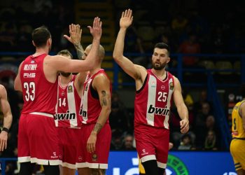 Περιστέρι Betsson – Ολυμπιακός 62-105: Ξεκούραστη νίκη και 10/10 για τους «ερυθρόλευκους»