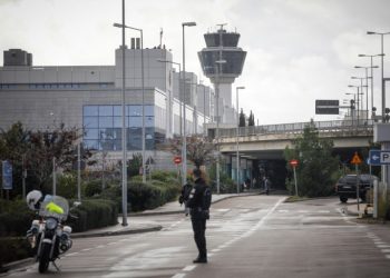 Στο συρτάρι 6 χρόνια η σύμβαση που θα απέτρεπε το μπλακ άουτ στα αεροδρόμια και ας φωνάζουν οι ελεγκτές για «αεροπορικά Τέμπη»