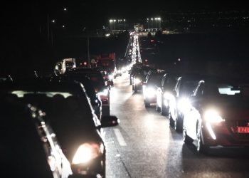 Από τα ανοιχτά μπλόκα των αγροτών στα αδιαπέραστα των αστυνομικών