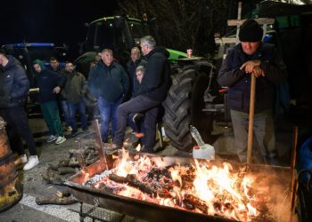 Αγρότες: Πρωτοχρονιά στην άσφαλτο και «ηρεμία πριν την καταιγίδα» εν όψει πανελλαδικής σύσκεψης