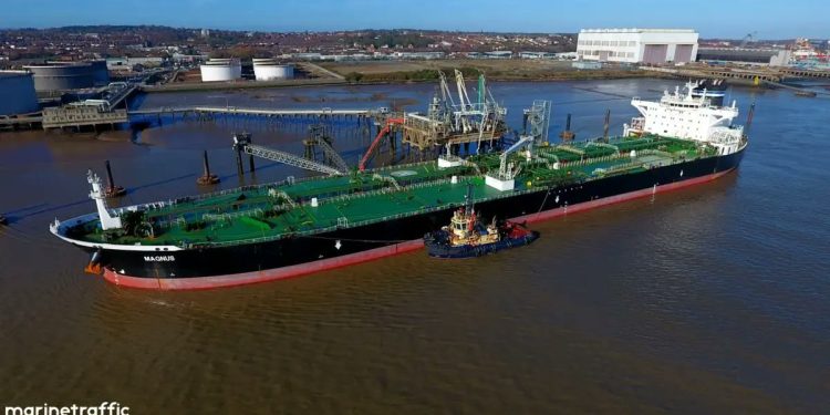 ΗΠΑ: Επιχείρηση κατάληψης του τάνκερ Olina στην Καραϊβική