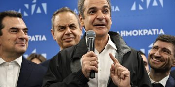 Μητσοτάκης: Με βίντεο AI εκθειάζει τον εαυτό του για τα δέκα χρόνια… επιτυχιών στο τιμόνι της ΝΔ