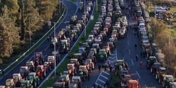 Η κυβέρνηση έχει ήδη ηττηθεί στη σύγκρουση με τους αγρότες