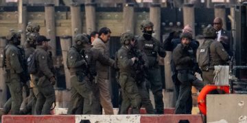 Βενεζουέλα: Ο Μαδούρο και η σύζυγός του τραυματίστηκαν κατά την αιχμαλώτισή τους από τον στρατό των ΗΠΑ