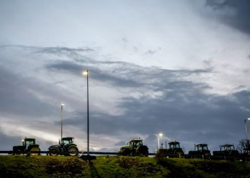 Μπλόκα: Το «κουμπί» της σύγκρουσης πατάει το Μαξίμου – Σηκώνει το γάντι ο αγροκτηνοτροφικός κόσμος και κλιμακώνει