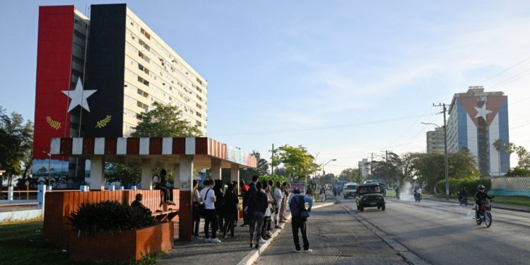 Κούβα: Ο πρόεδρος Ντίας-Κανέλ απαντά στον Τραμπ – «Είμαστε έτοιμοι να υπερασπιστούμε την πατρίδα»