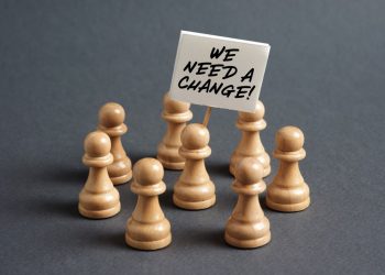 Αυτοδύναμη είναι σήμερα μόνο η ανάγκη πολιτικής αλλαγής