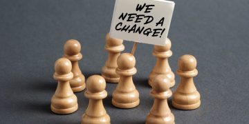 Αυτοδύναμη είναι σήμερα μόνο η ανάγκη πολιτικής αλλαγής