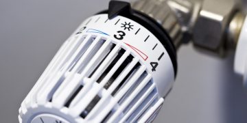 Θέρμανση: Αγωνία για το κόστος – Οι τιμές σε πετρέλαιο και ξύλα