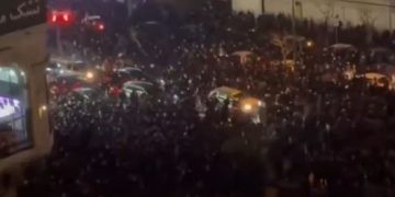 Διαδικτυακό μπλακ άουτ στο Ιράν όπου κλιμακώνεται η καταστολή – Έτοιμος να επέμβει ο Τραμπ, ανταλλάσσει απειλές με την Τεχεράνη