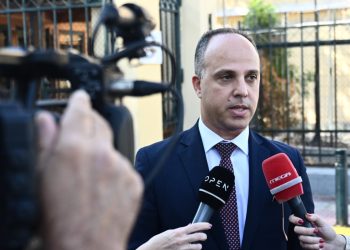 «Αδράνησαν για τις υποκλοπές, η συγκάλυψη έγινε συνώνυμο του σκανδάλου», κατήγγειλε ο Ζαχαρίας Κεσσές